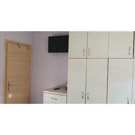 Rafaela Apartment *